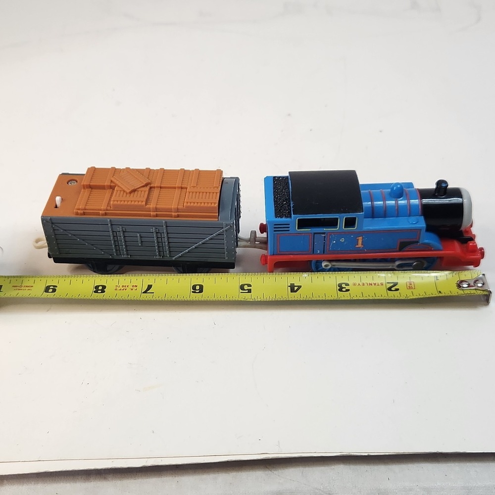 Thomas The Train Trackmaster Motorized Engine Cargo Car 2009 Mattel Works PVC - Picture 10 of 10